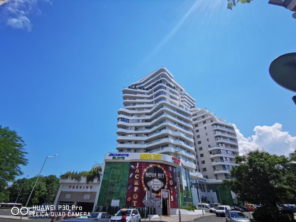 Luxury Alix Apartment